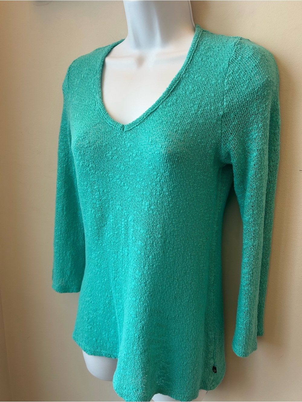 🟢 5 for $25 🟢 La Vie En Rose Aqua Vibrant Teal V-Neck Lightweight Swim Cover Top